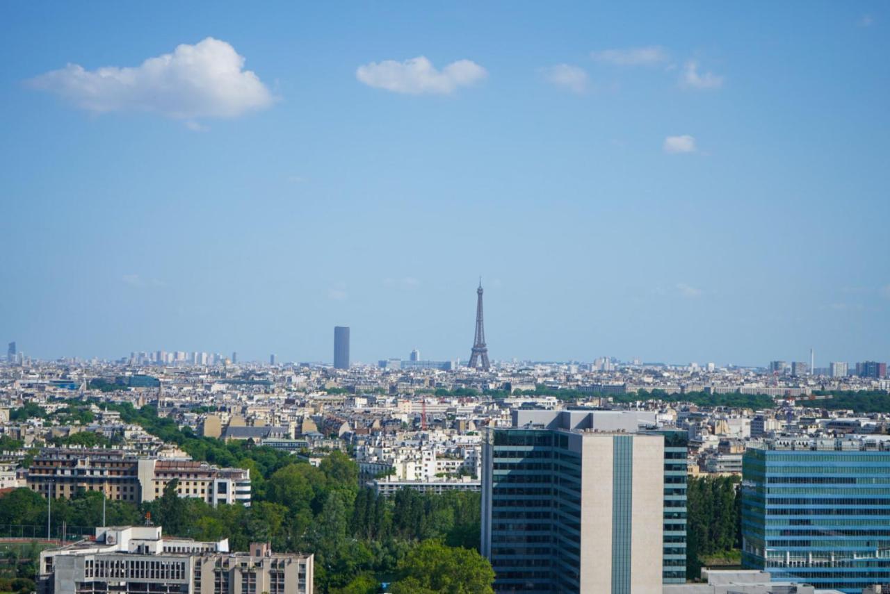 Vue Panoramique Sur Paris : Sublime Appartement Au Centre De Courbevoie Luaran gambar